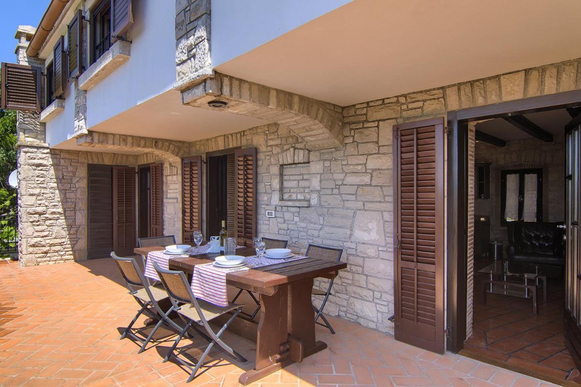 Holiday Home Kukurin บาเล ภายนอก รูปภาพ