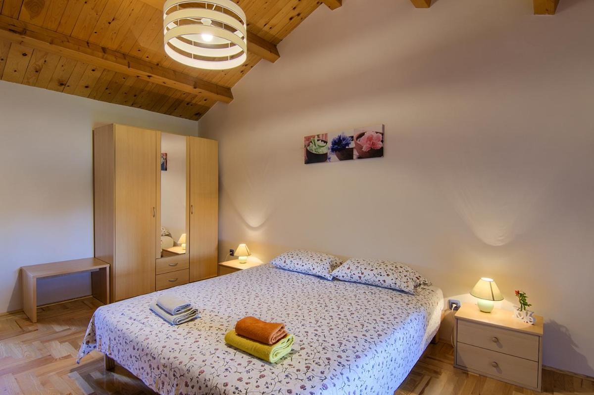 Holiday Home Kukurin บาเล ภายนอก รูปภาพ