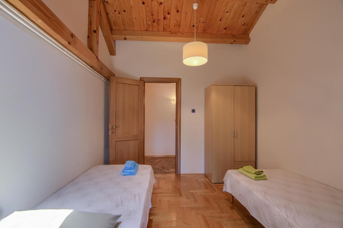 Holiday Home Kukurin บาเล ภายนอก รูปภาพ